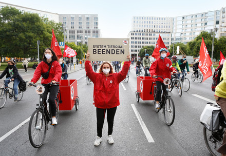 Demonstration on bikes