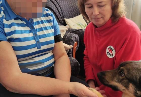 Natalia and Busia in action