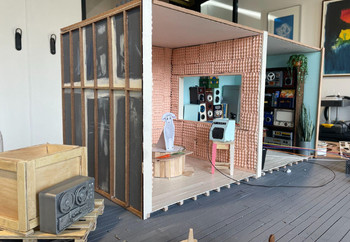 The set up of Jesse's AI translator